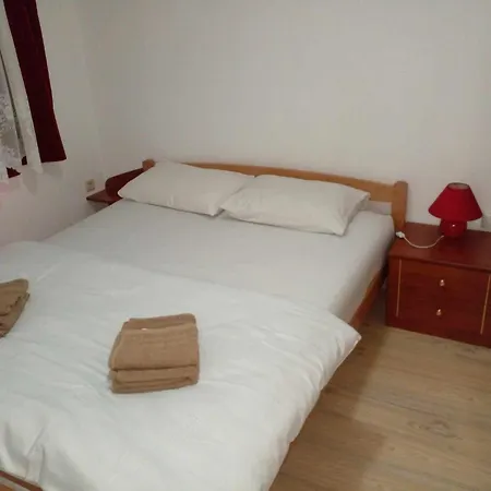 Stan Na Dan Apartment